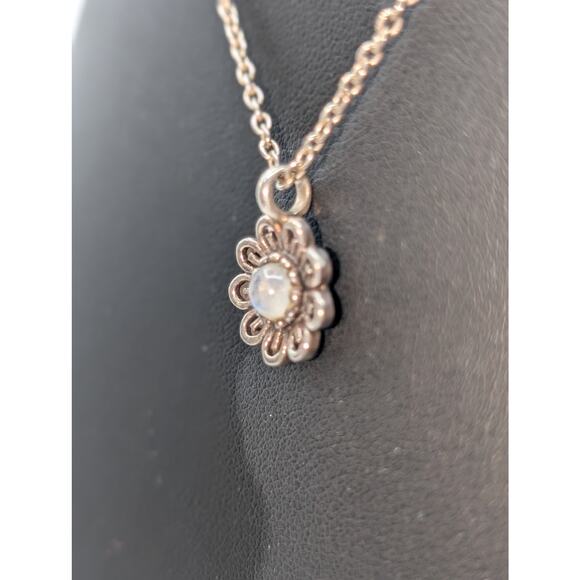 Vintage 925 Sterling Silver Moonstone Flower 17"-18.5" Chain Necklace - Picture 3 of 6
